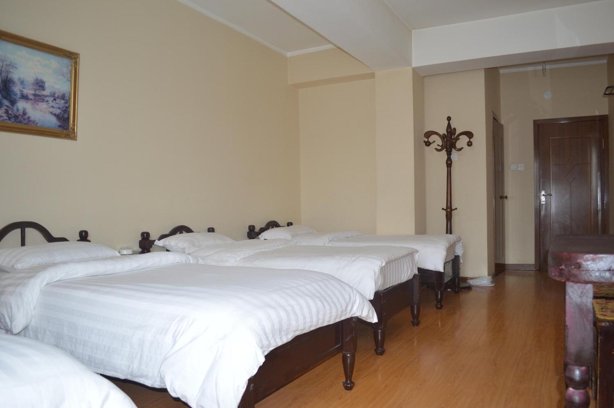 Land Hotel Ulánbátar Pokoj fotografie